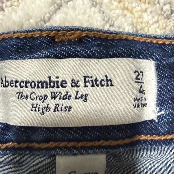 Abercrombie & Fitch Dark Blue cropped wide leg Jeans - Picture 2 of 2